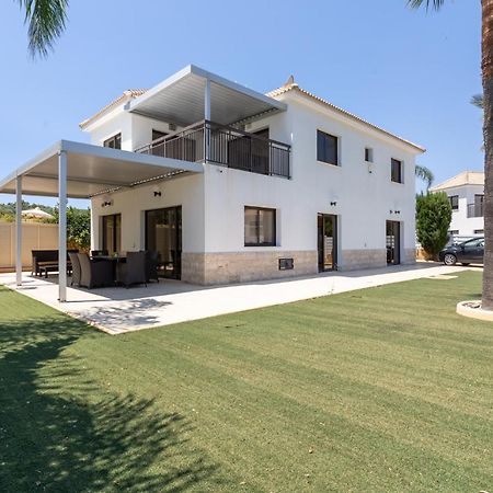 Lime 3-Bedroom Villa In פרוטאראס מראה חיצוני תמונה