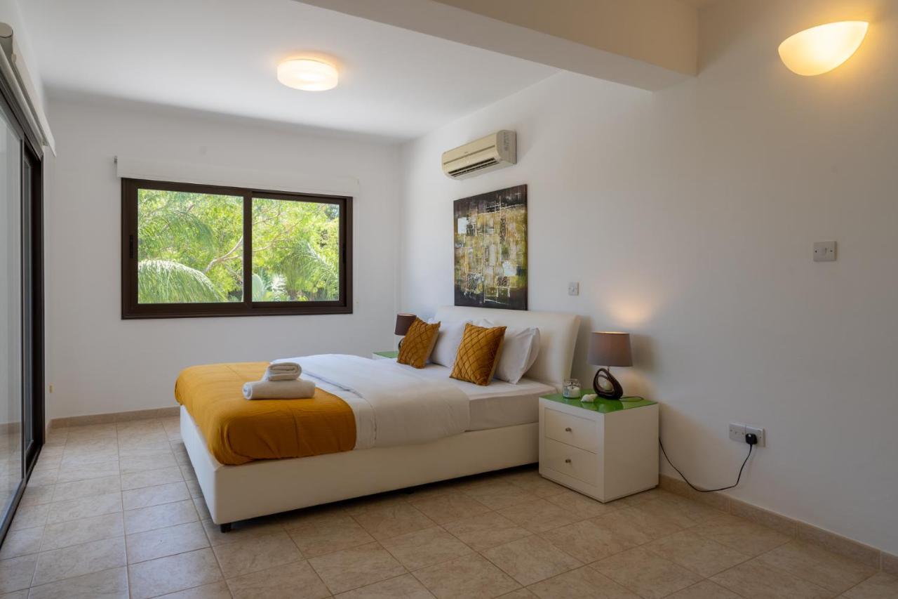 Lime 3-Bedroom Villa In פרוטאראס מראה חיצוני תמונה