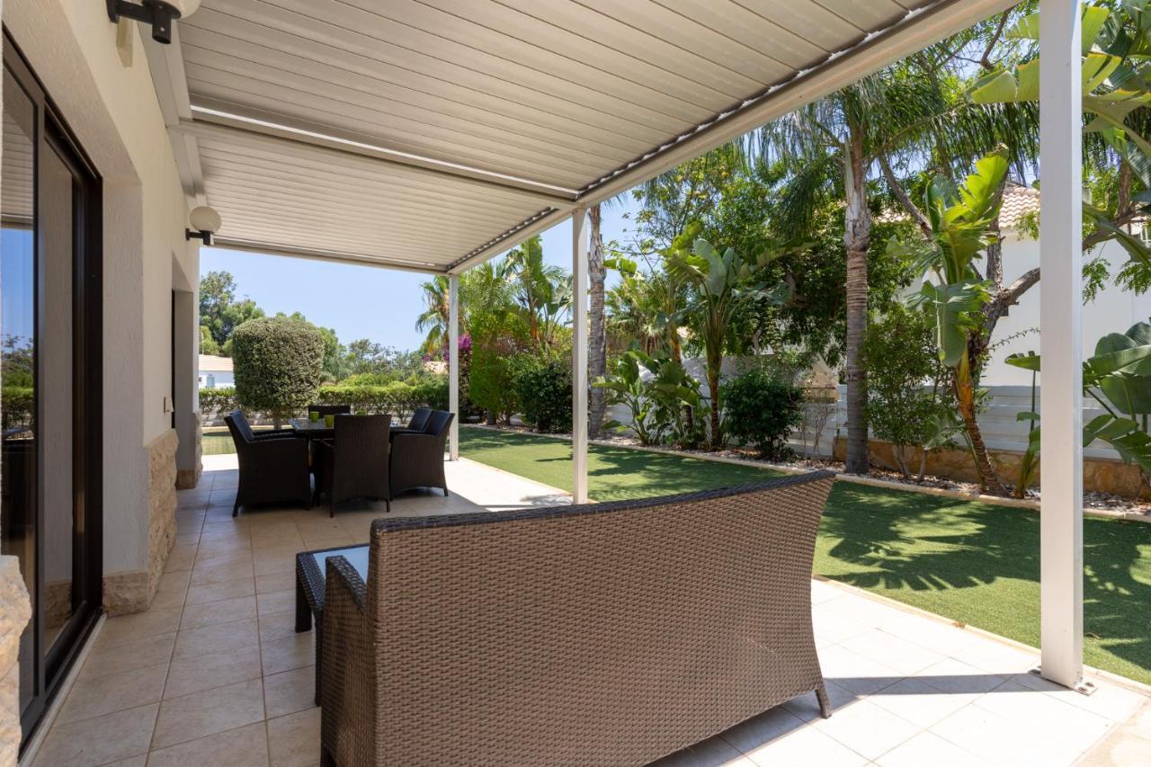 Lime 3-Bedroom Villa In פרוטאראס מראה חיצוני תמונה