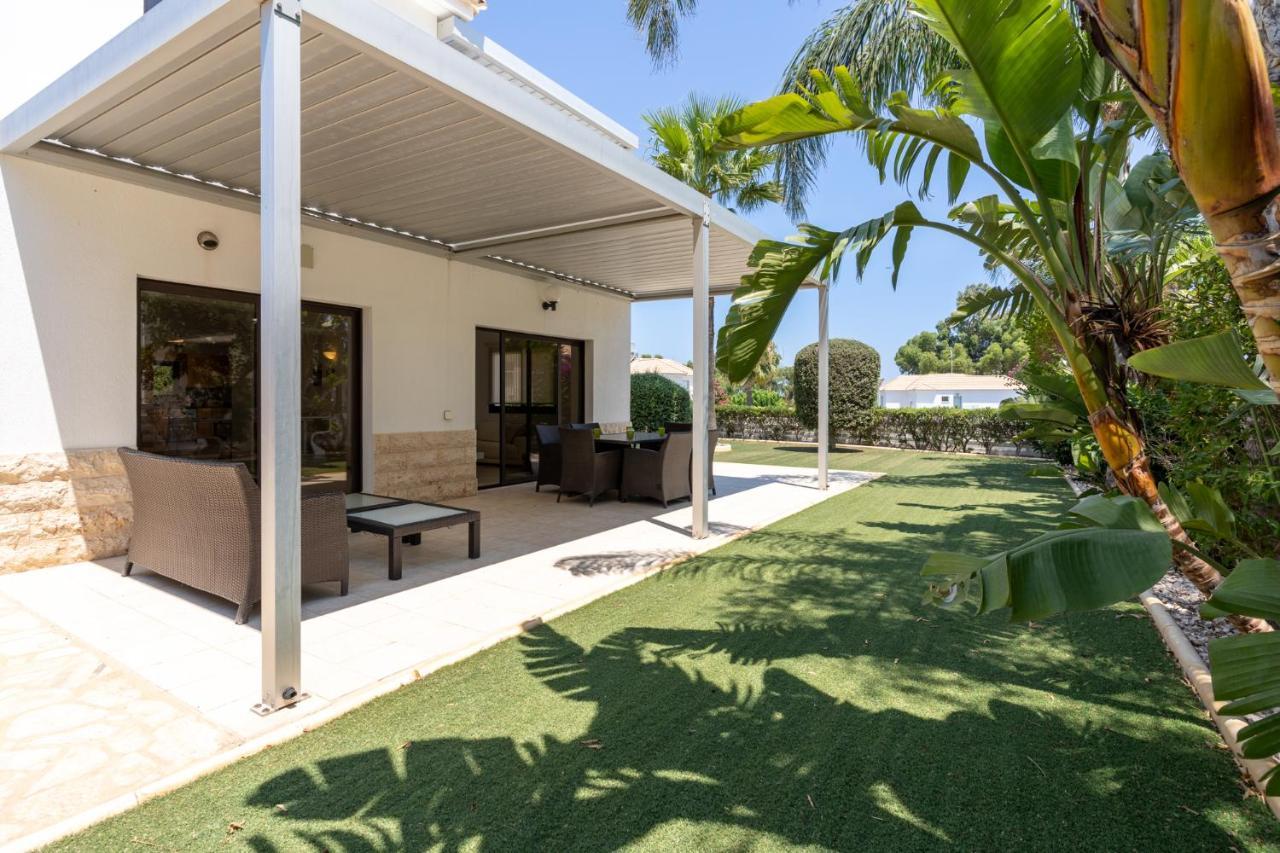 Lime 3-Bedroom Villa In פרוטאראס מראה חיצוני תמונה