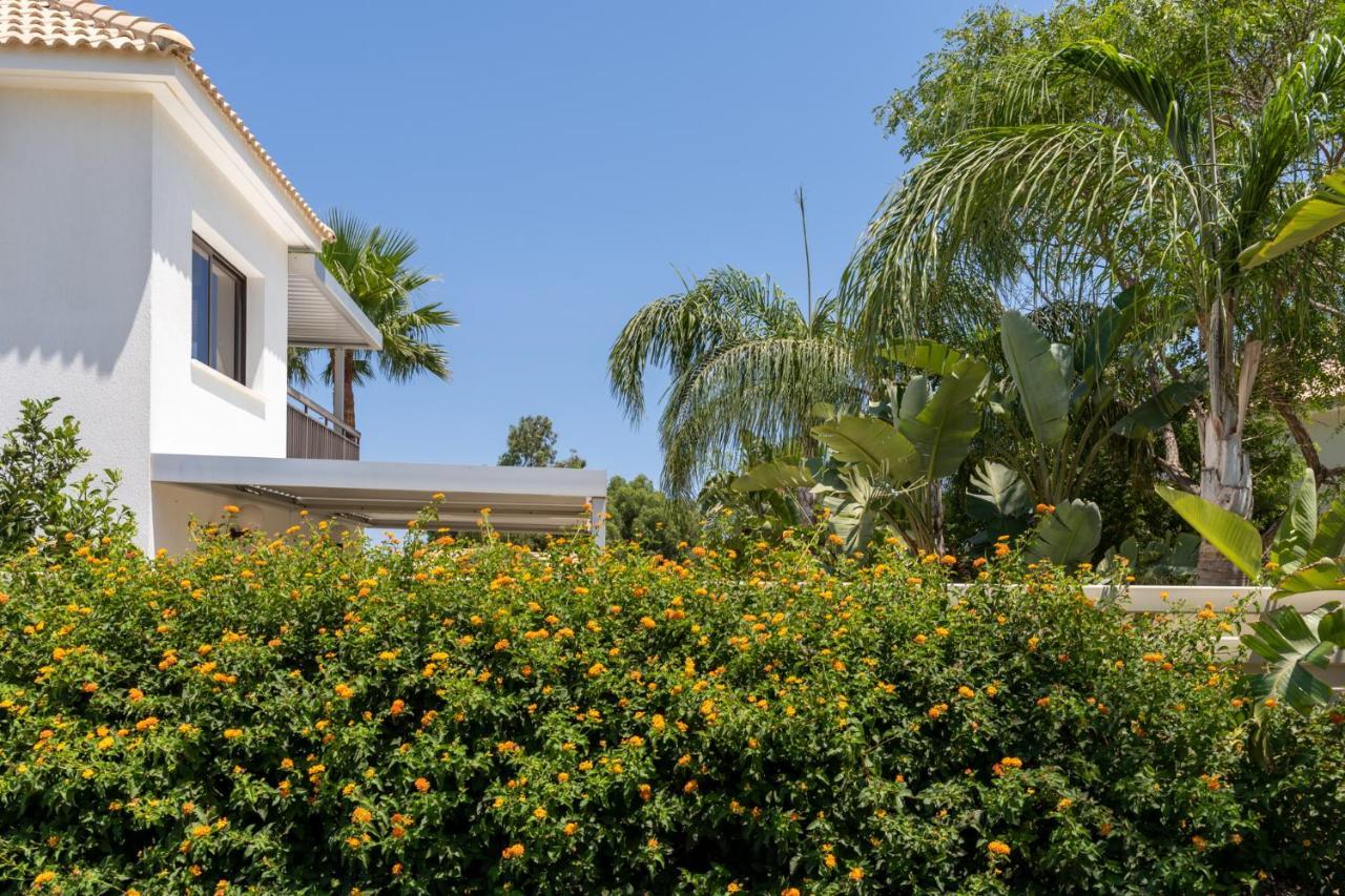 Lime 3-Bedroom Villa In פרוטאראס מראה חיצוני תמונה