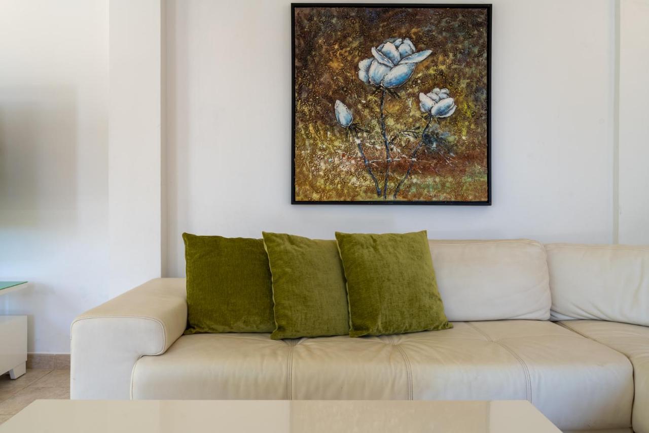 Lime 3-Bedroom Villa In פרוטאראס מראה חיצוני תמונה
