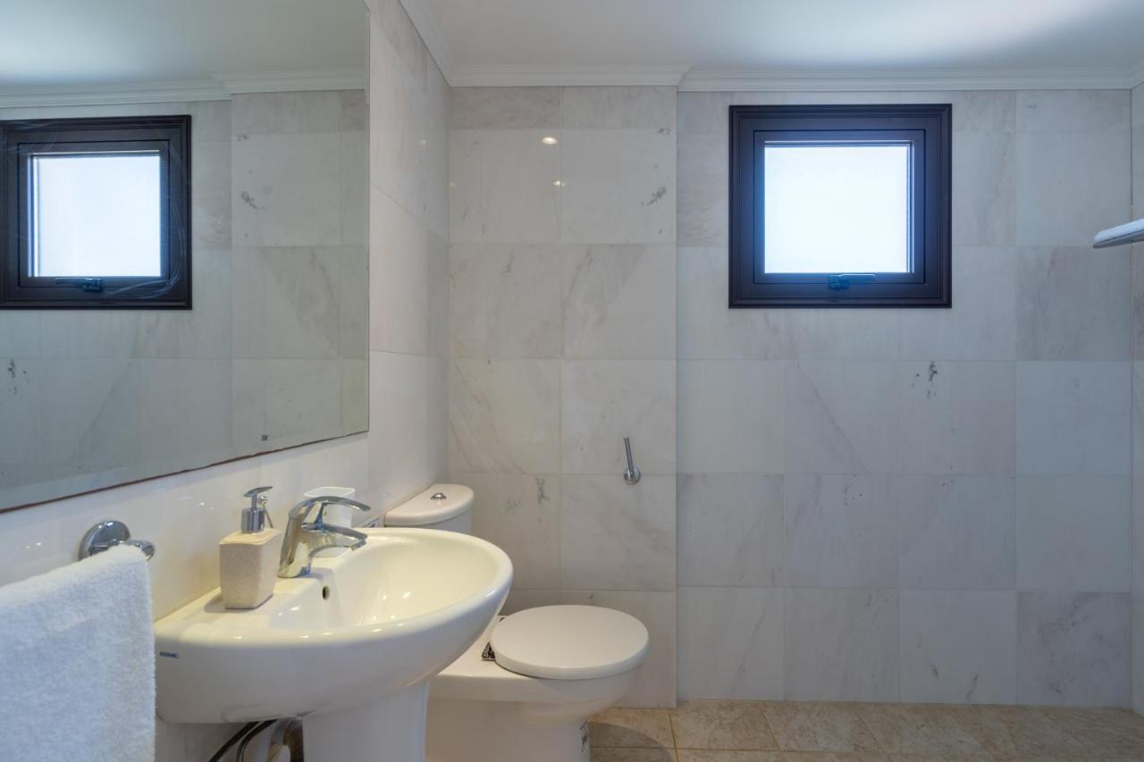 Lime 3-Bedroom Villa In פרוטאראס מראה חיצוני תמונה