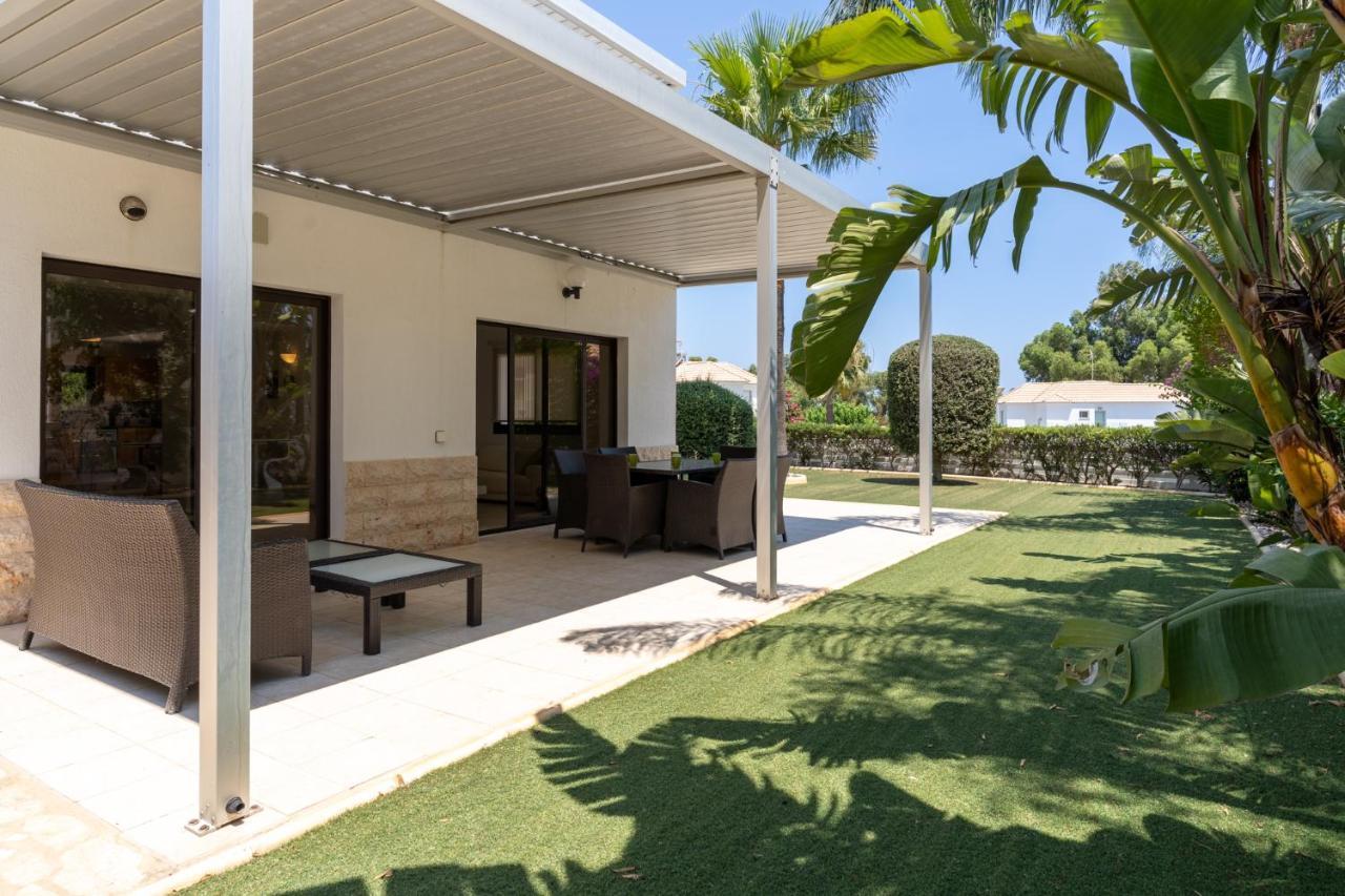 Lime 3-Bedroom Villa In פרוטאראס מראה חיצוני תמונה