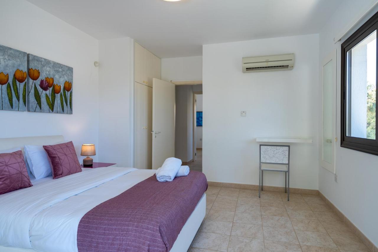 Lime 3-Bedroom Villa In פרוטאראס מראה חיצוני תמונה