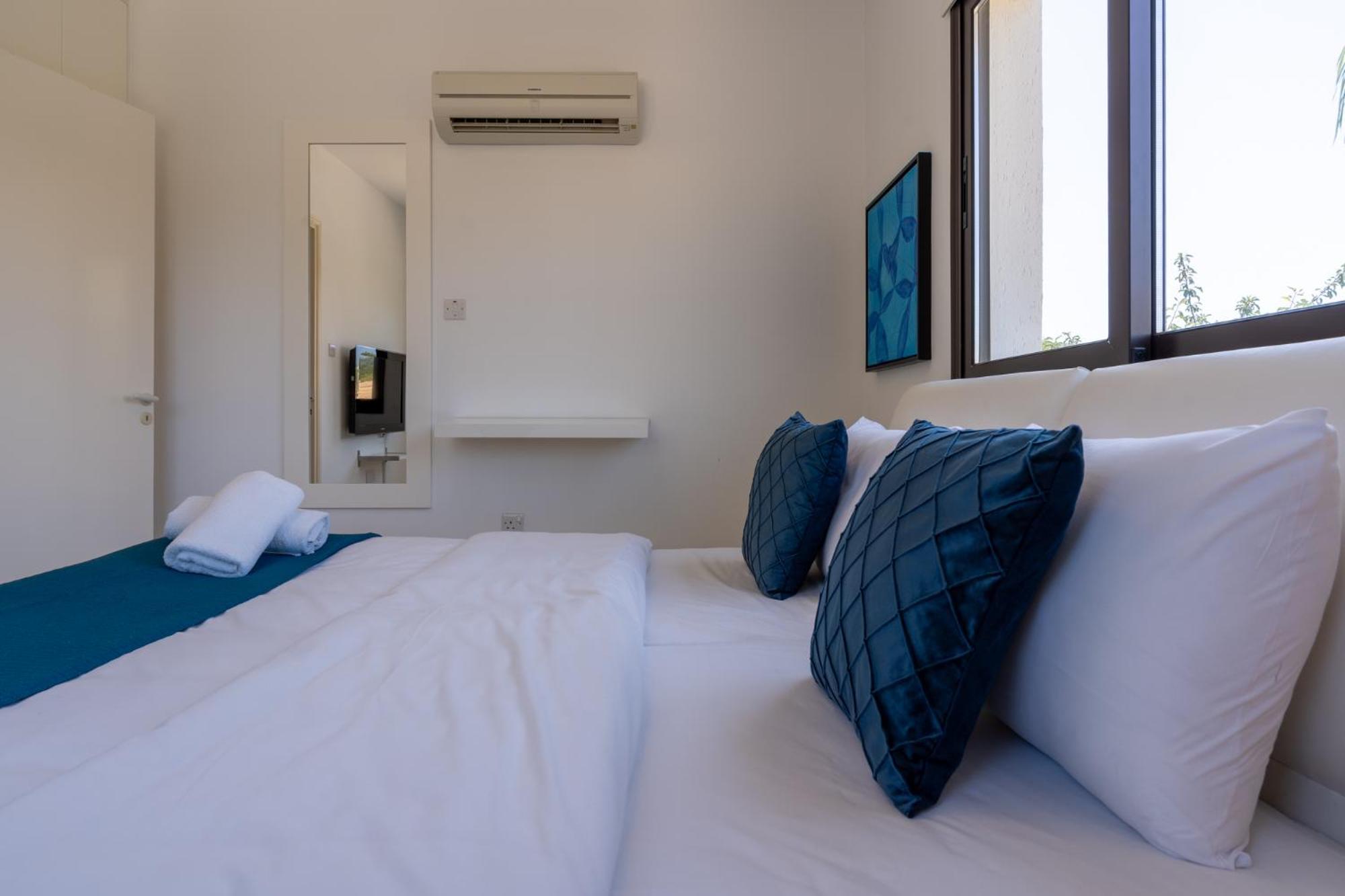 Lime 3-Bedroom Villa In פרוטאראס מראה חיצוני תמונה